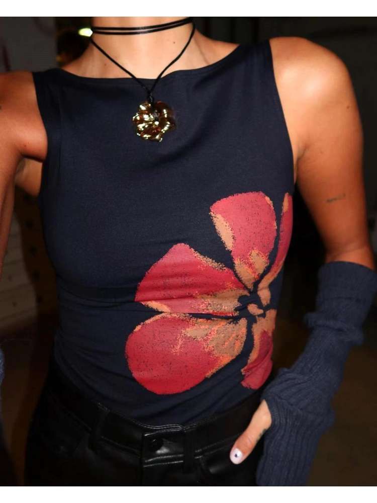 Floral tee product image (6)