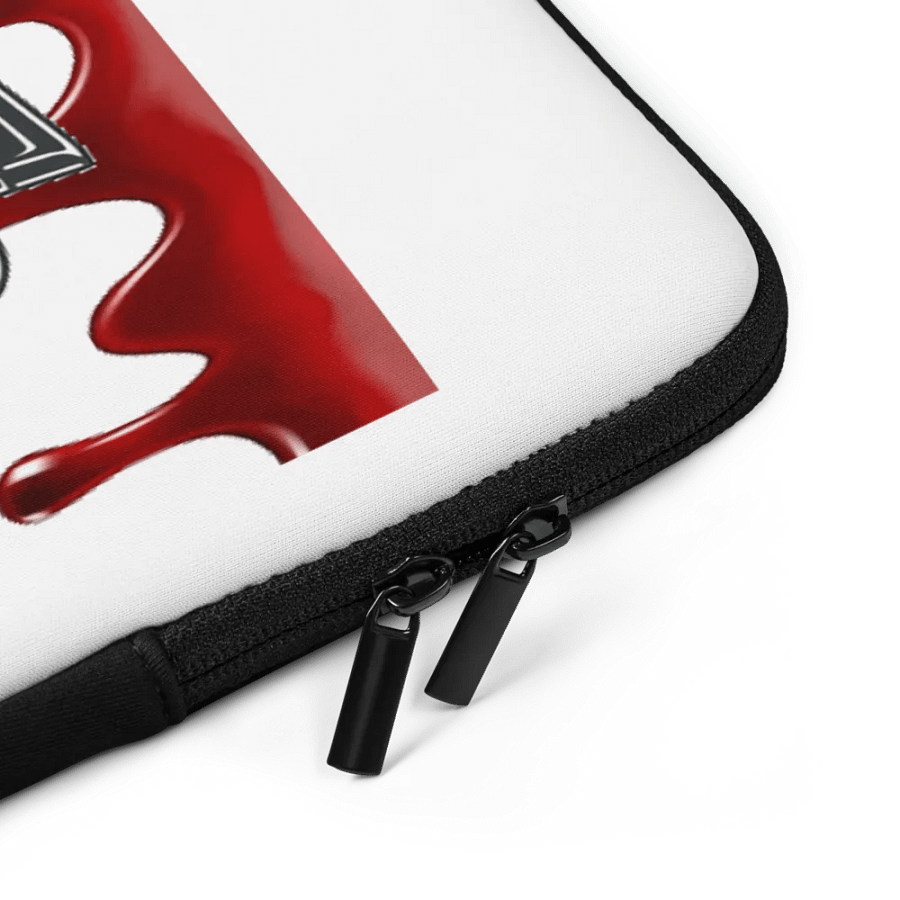 Chainsaw Scare! Laptop Case product image (5)