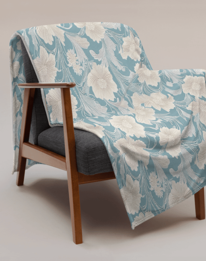 Elegant Floral Reverie Throw Blanket product image (2)