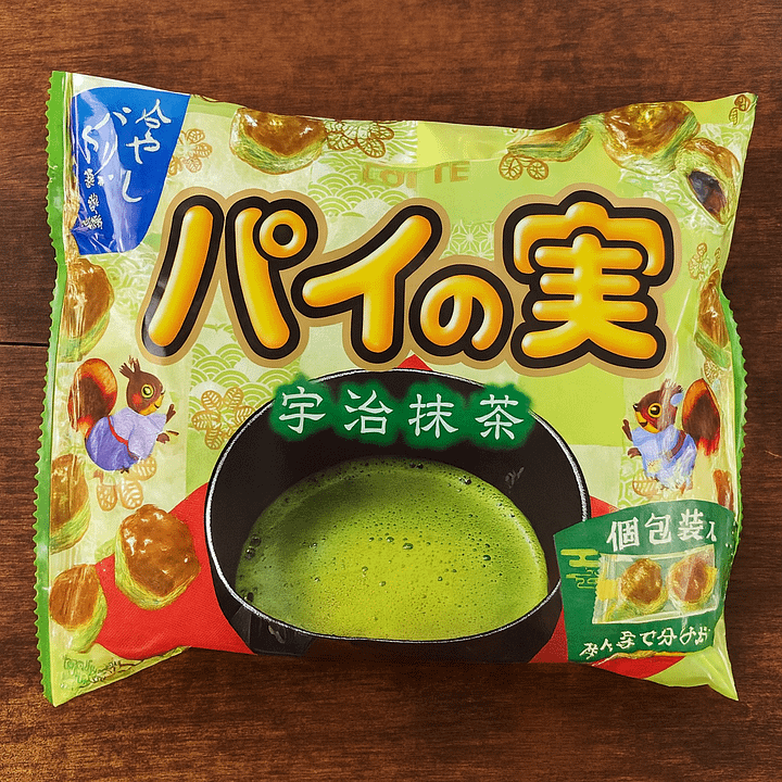 🎎 Lotte Pai no Mi – Uji Matcha (Japanese Matcha Chocolate Pie Snack) product image (1)