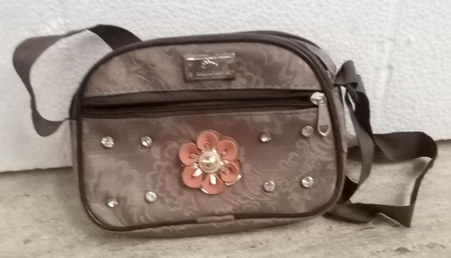 HAND BAG product image (1)