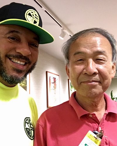 하늘에 계신 아버지, 생신 축하드립니다.

아버지께서 제게 모든 것을 가르쳐 주셨고, 어떤 것들은 너무 늦게서야 깨달았습니다. 아버지 없이 제가 어떻게 되었을지 모르겠습니다. 저는 정말 복 받은 사람입니다.

매일 아버지가 ...