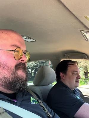 Friday lunch with @Joseph Bowers means blasting some Pink Pony Club with the windows down  #pizzaday #friday #pinkponyclub #chappellroan 