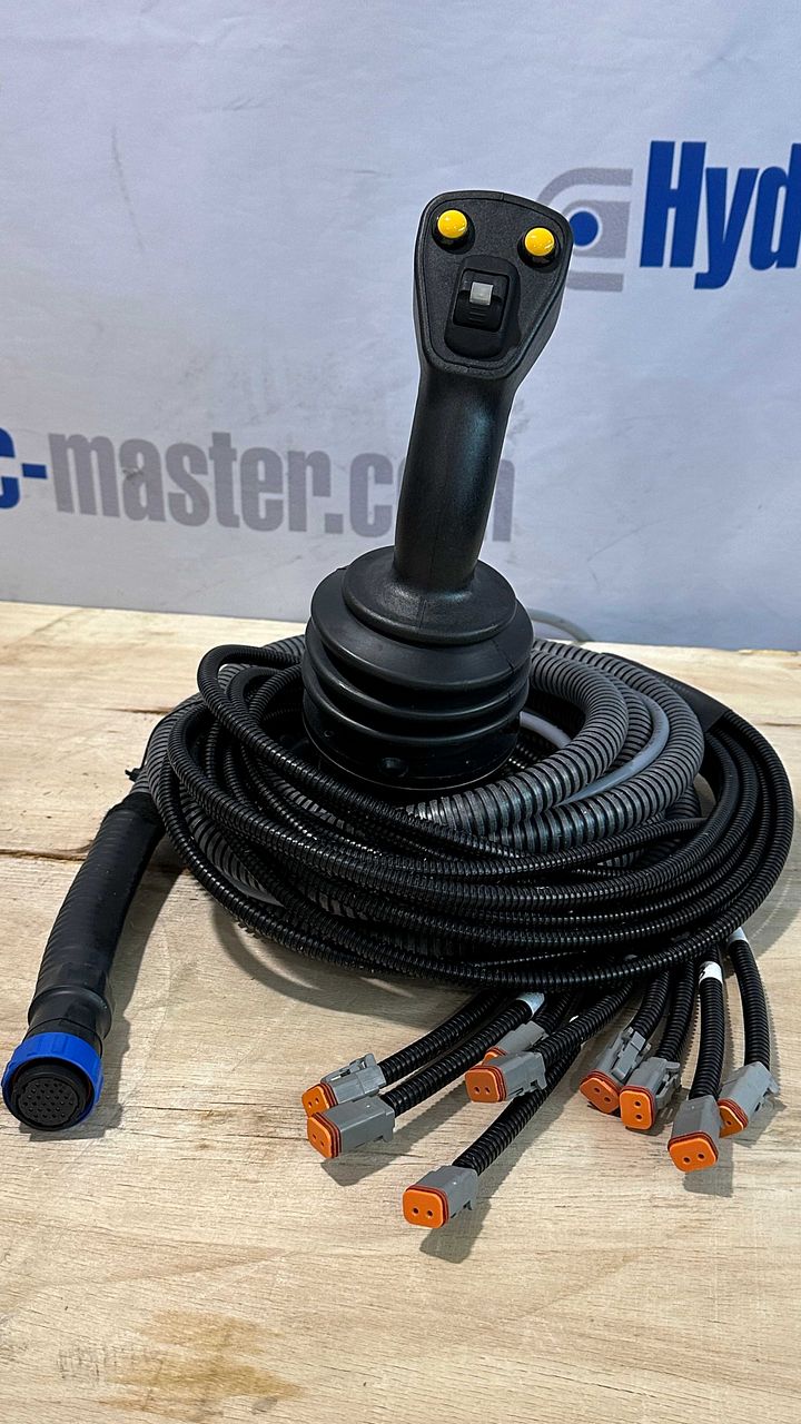 Walvoil DPX 100 with 2 proportional JP Joysticks 6 function for Atlas Hiab Palfinger Fassi product image (2)