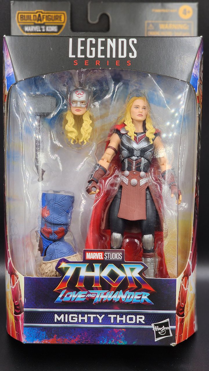 Marvel Legends Series Mighty Thor Love and Thunder Female product image (1)