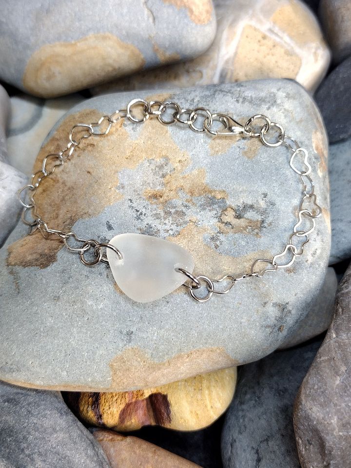 Sea glass bracelet product image (2)