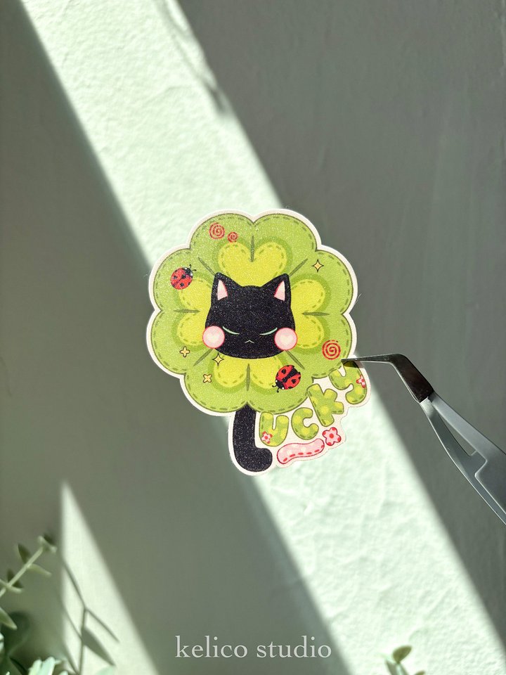 lucky patch cat • die-cut sticker product image (2)