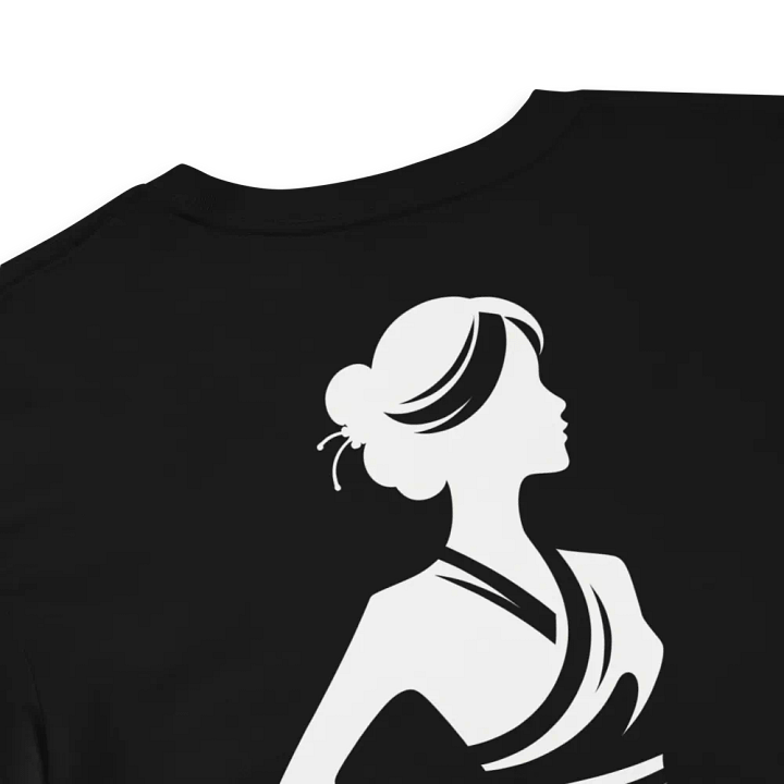 T3 Silhouette Oriental Woman Crop Top product image (1)