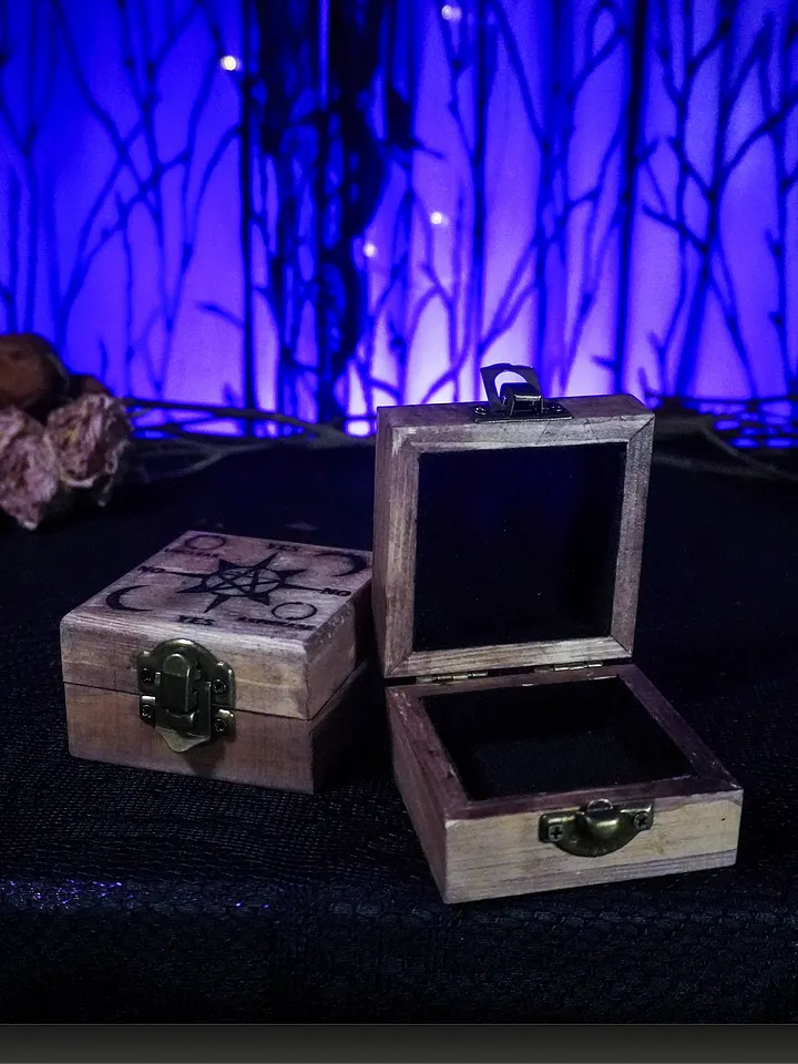 Pendulum Box product image (2)