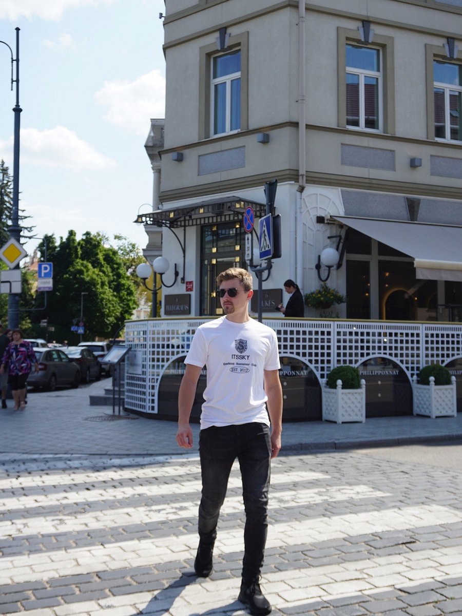 ItsSky Summer Club printed T-shirt product image (3)