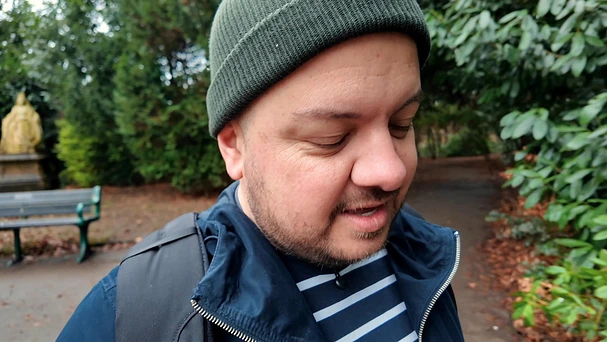 Video thumbnail