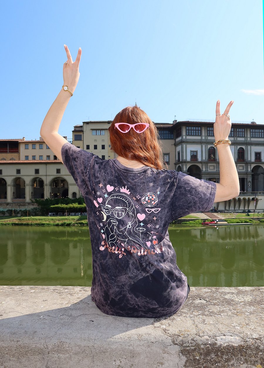 Petty Princess Pocket T-Shirt - Metallic Text product image (5)