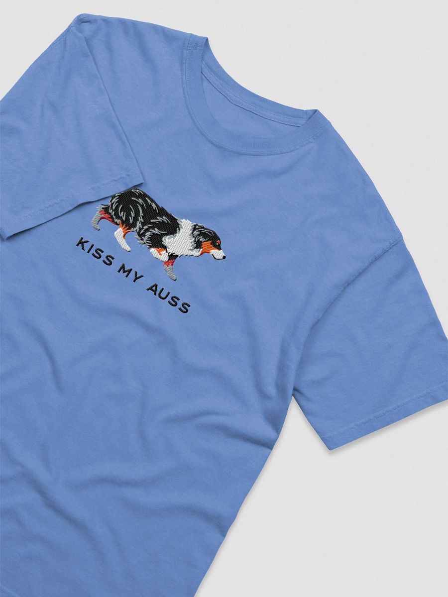 Kiss My Auss T-Shirt(Embroidered) of an Australian Shepherd(Tricolor) product image (6)