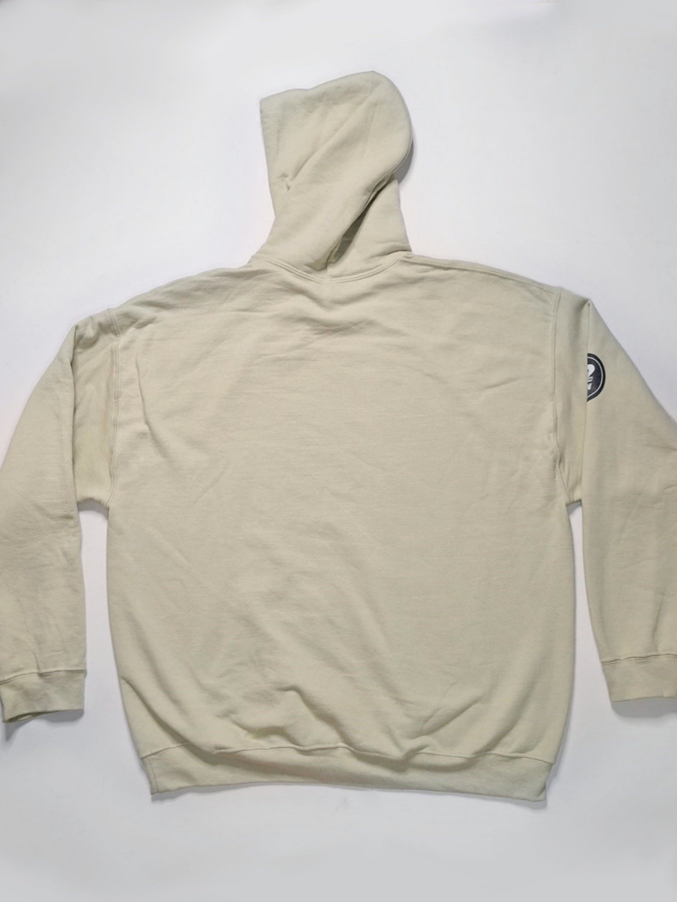 Thierry Henry Arsenal Hoodie – Front Print Football Artwork & Sleeve Logo (Podcast Exclusive) product image (7)