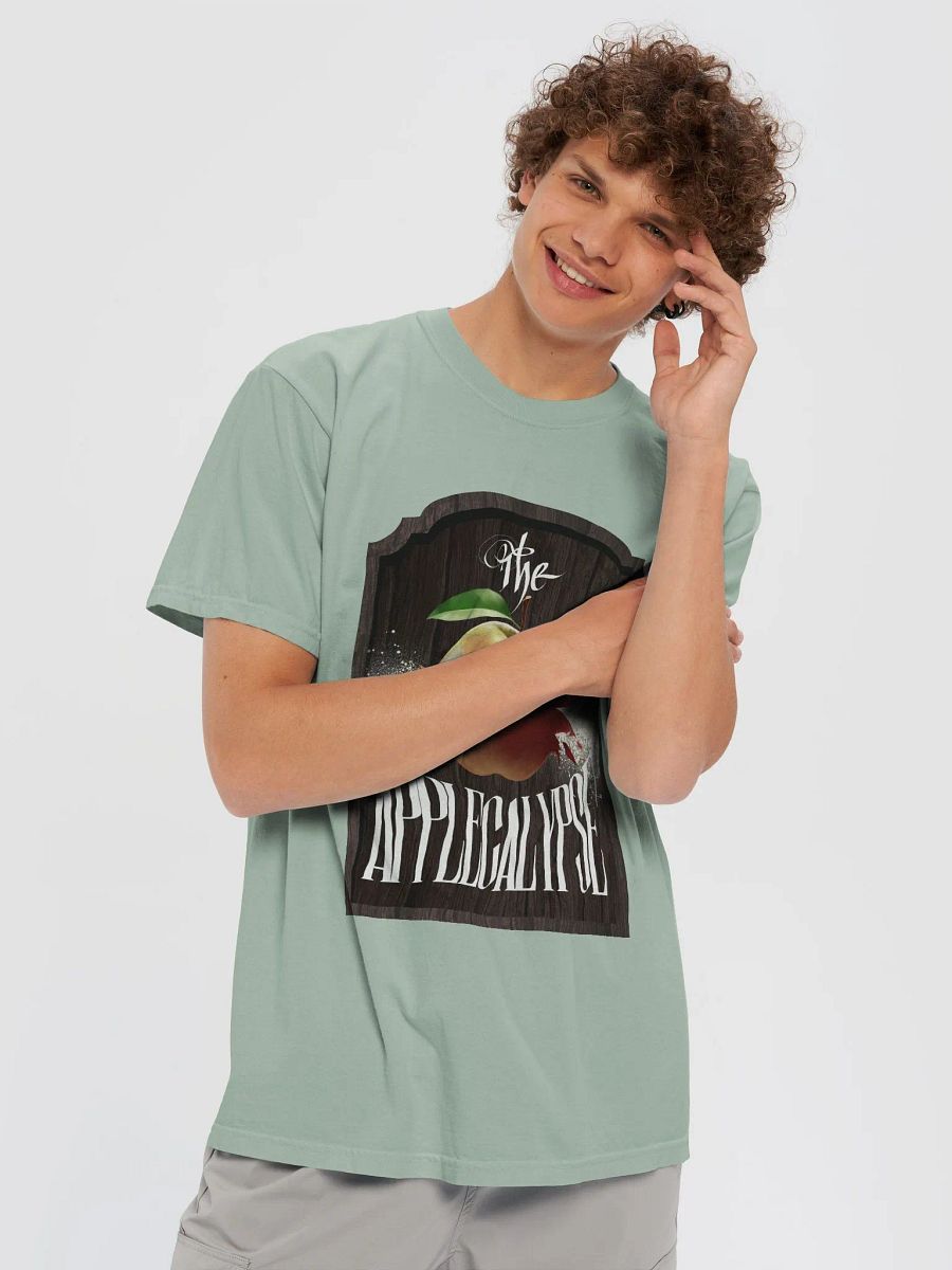 The Applecalypse Pub Sign (Light) ✦ Comfort Colors Garment-Dyed Heavyweight T-Shirt product image (46)