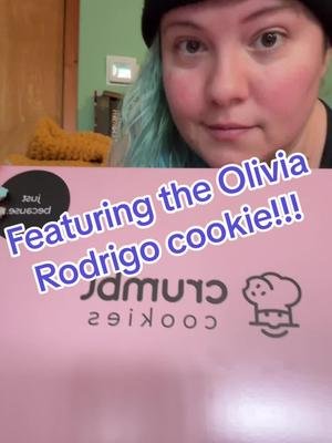 Not a 0 out of 10, but this review suprised me!! #crumblcookies #crumbl #crumblreview #oliviarodrigo #oliviarodrigoguts #guts #cookies #jessiedobbiereactions #jessiedobbie 