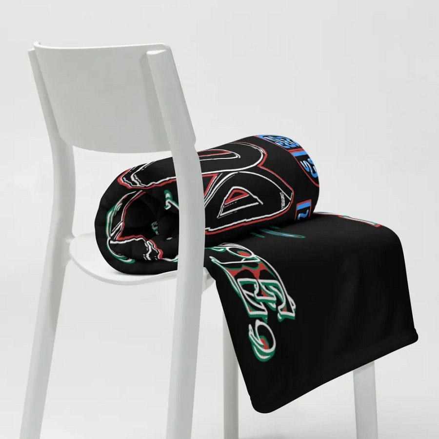 You Cant Please Everyone, So Do It For Yourself - Black - Throw Blanket product image (8)