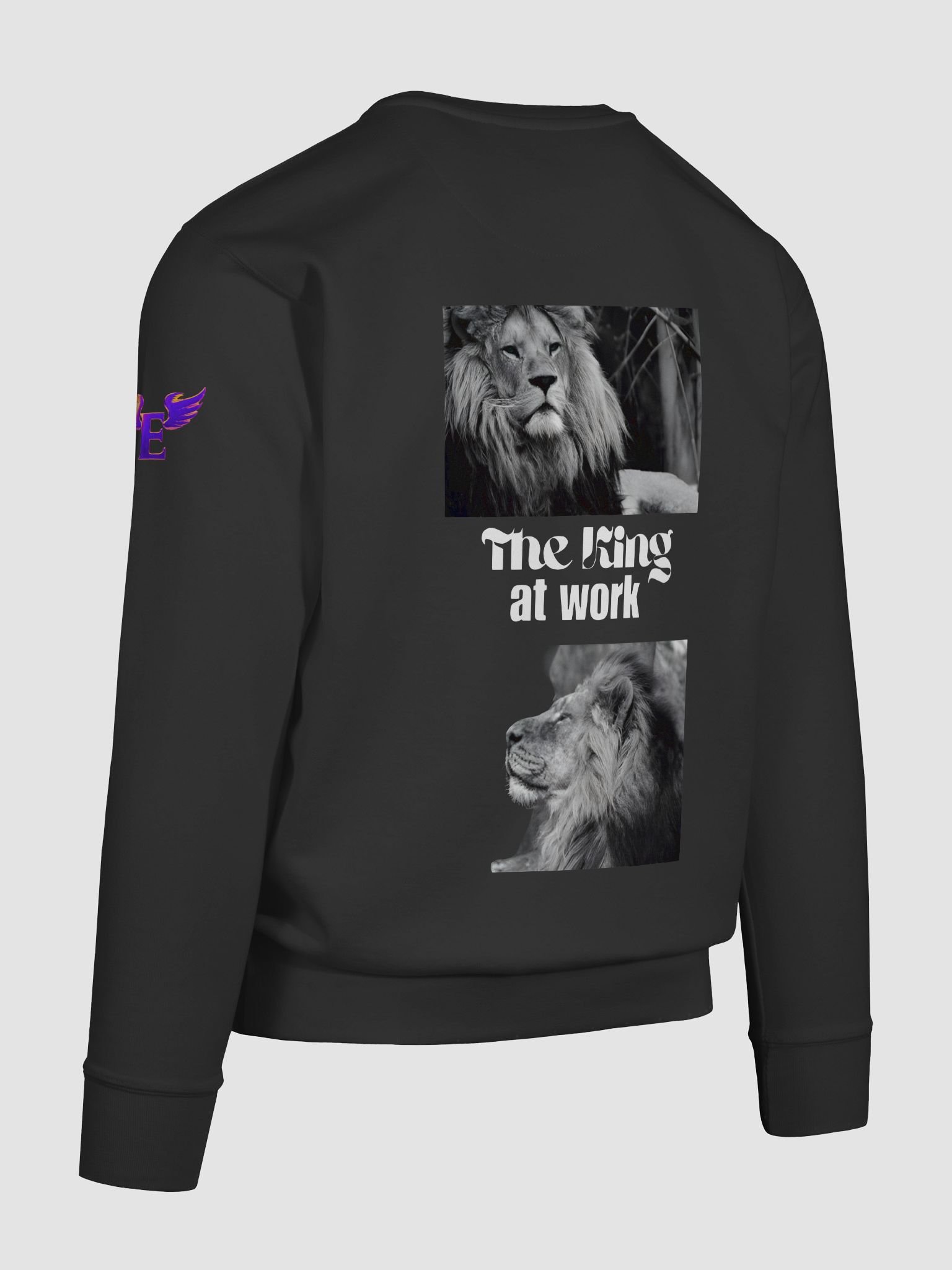 The king at work: Crew neck product image (12)