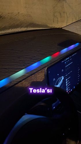 Tesla Model Y için oyuncu modu açıldı 🤷‍♂️
 #teslamodely #ambientlighting #reklam degil ama olsun