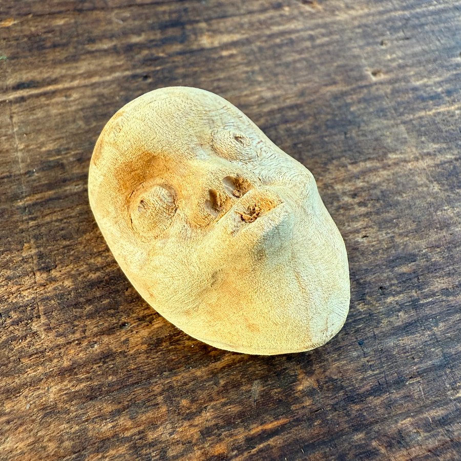 🎎 Vintage Japanese Hyottoko & Okame Carved Seed Faces – Japan Antique Roadshow product image (3)
