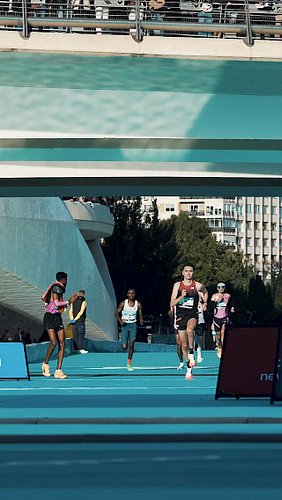 Today in Valencia, Olympic triathlon gold medalist Alex Yee shaved over 4 minutes off his marathon time since London Marathon...