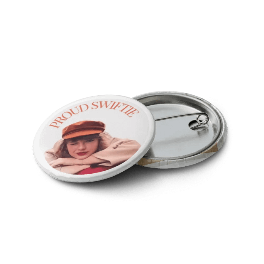 Set of 5 Taylor Swift pins product image (12)
