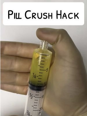 Quick Pill Crush Hack 💊😷 #1min #funfacts #learnontiktok #pillcrusher #pills #suture #suturing #stitches #surgery #stem #stemtok #surgeonsoftiktok #surgeontok #vet #veterinary #medicine #medicaltiktok #vetsoftiktok #veterinariansoftiktok #vetstudent #vetschool #doctor #doctorsoftiktok #medicalstudent #medicalschool #nurse #nursingstudent #nursingschool #vettechlife #vettechtok #vettechsoftiktok #vettech #lifehack #hack #greysanatomy