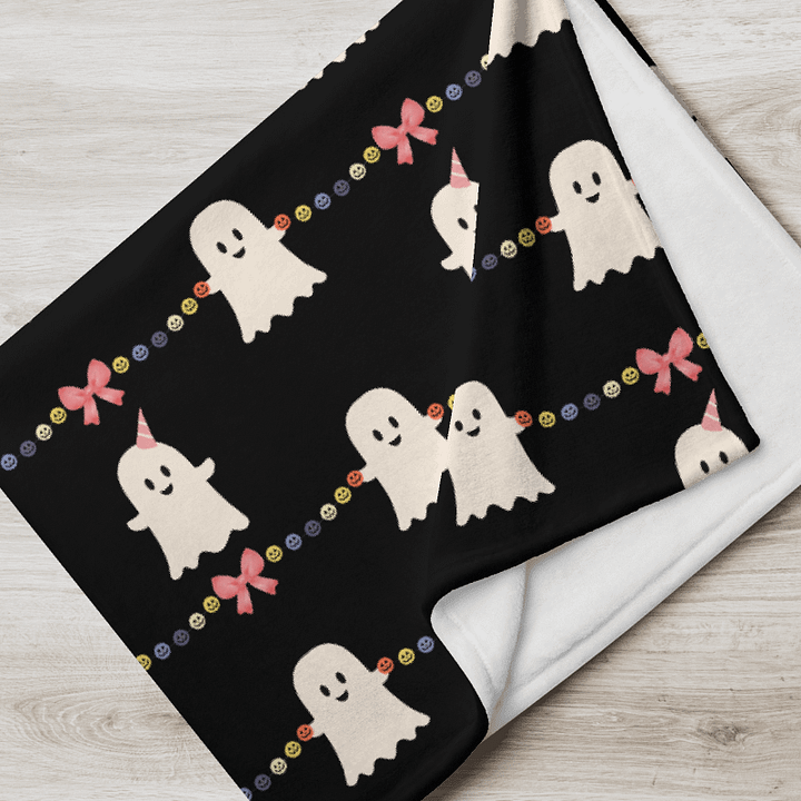 Ghostly Delight Throw Blanket product image (2)