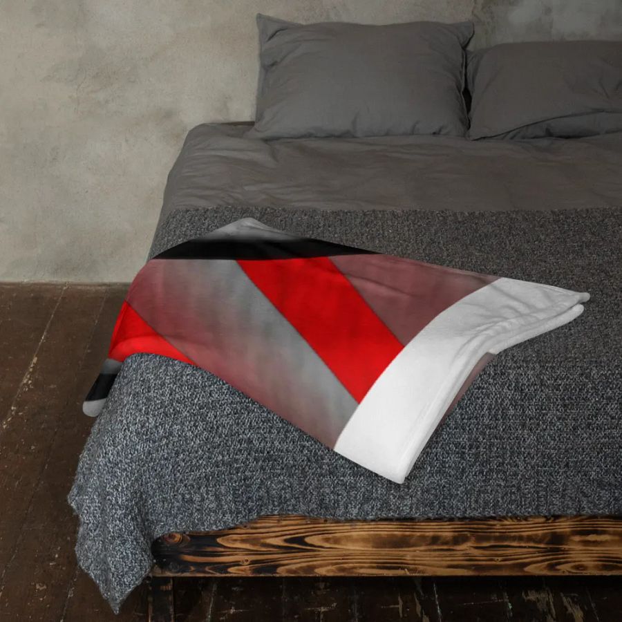 Jiffy Jr Red Panda Throw Blanket product image (23)