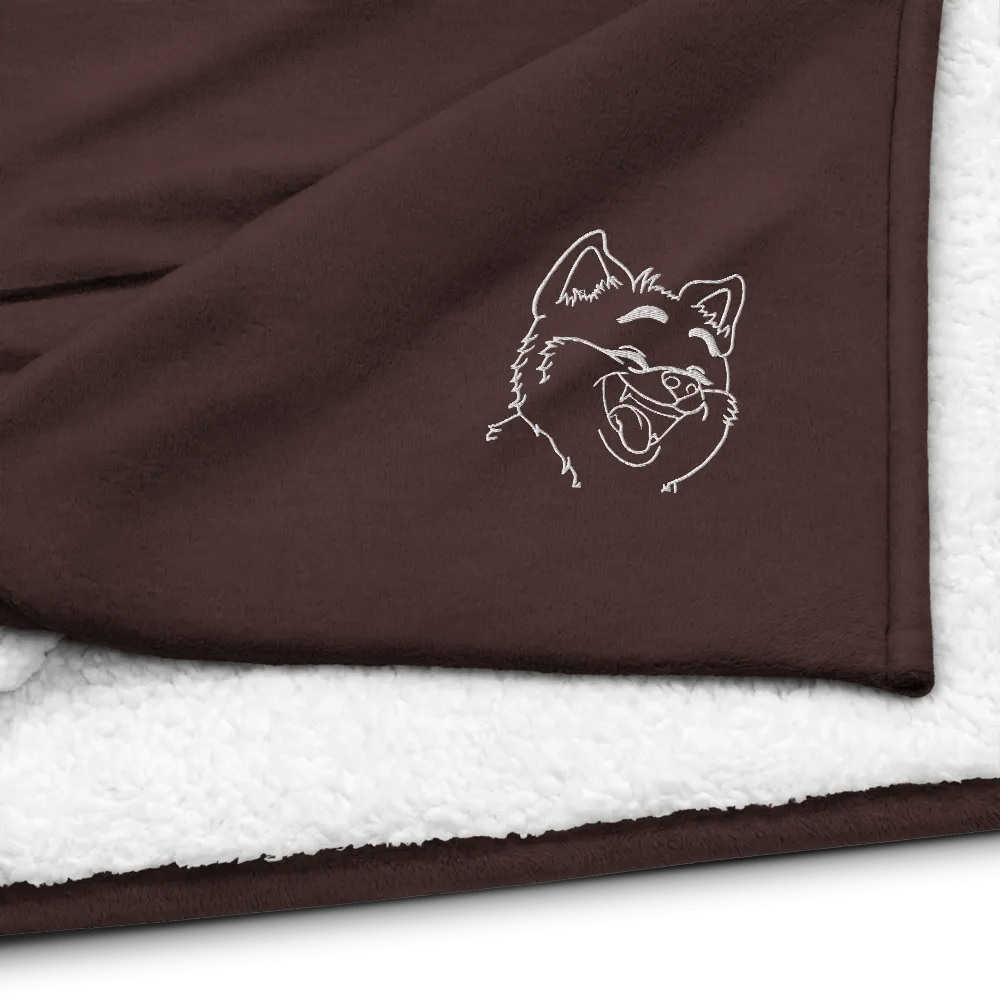 Kenji’s Cozy Sherpa Blanket product image (4)