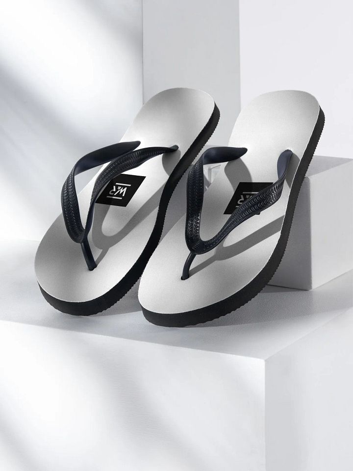 W&R Ampersand Flip-Flops product image (2)