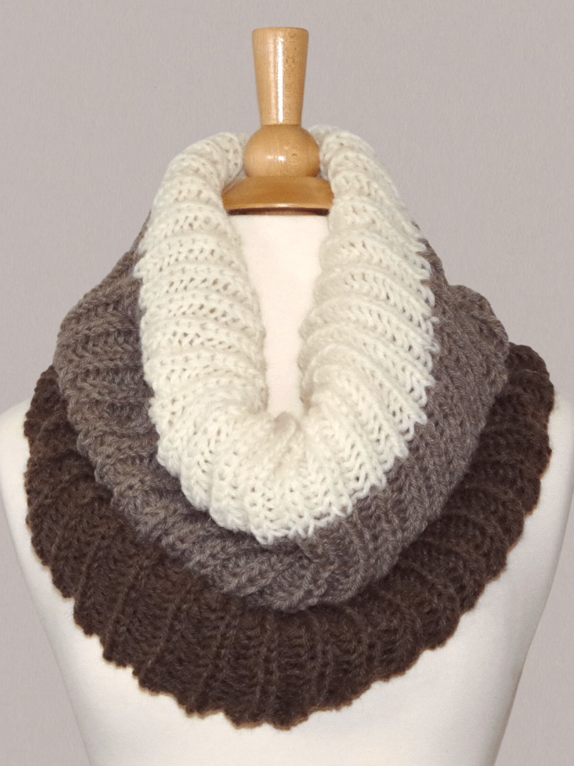 Chunky SHORTCUT Brioche Cowl - PDF Knitting Pattern & Video Tutorial product image (1)