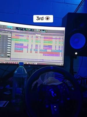 I instantly fell in love with this Song working on it, I hope you fall in love with it too 💜💜