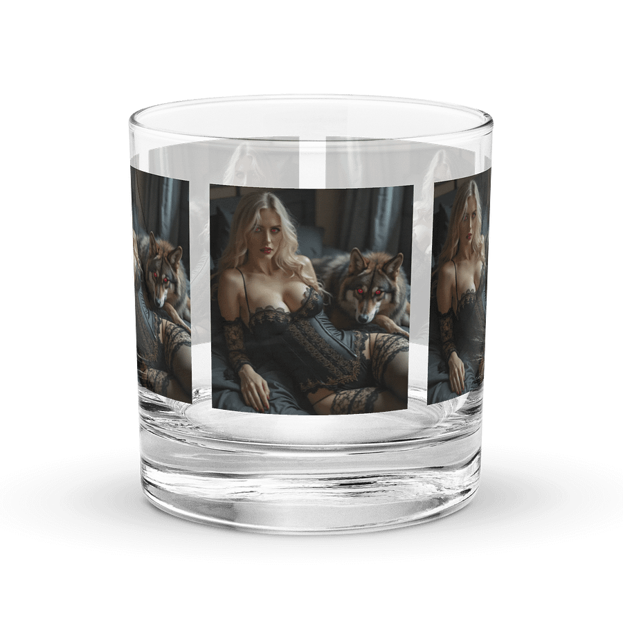 She-Wolf Rocks Glass product image (1)
