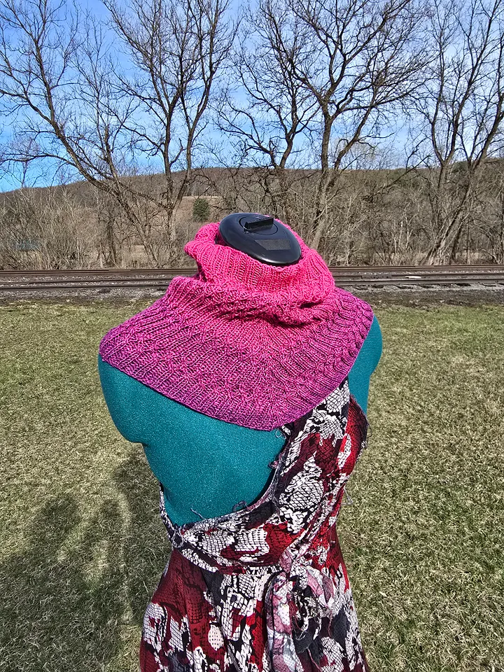 Knit Pink Cowl 🐑 product image (1)