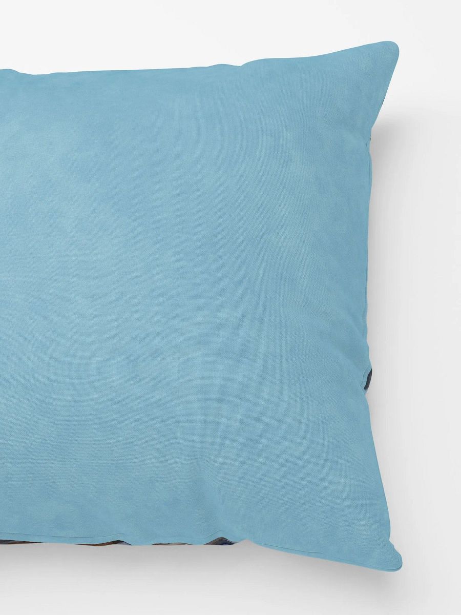 Frosty Feline Pillow product image (4)