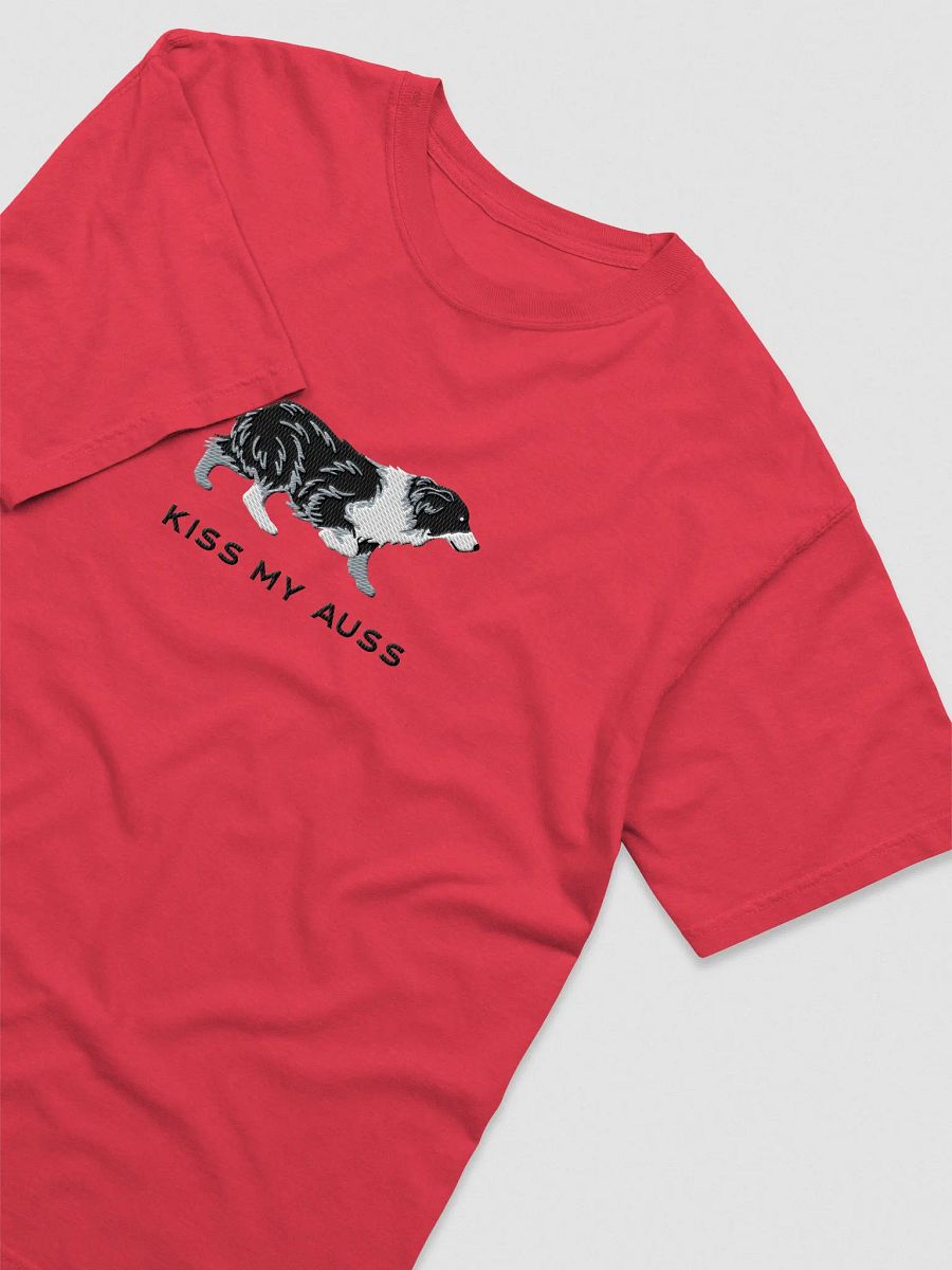 Kiss My Auss T-Shirt(Embroidered) of an Australian Shepherd(Black & White) product image (10)