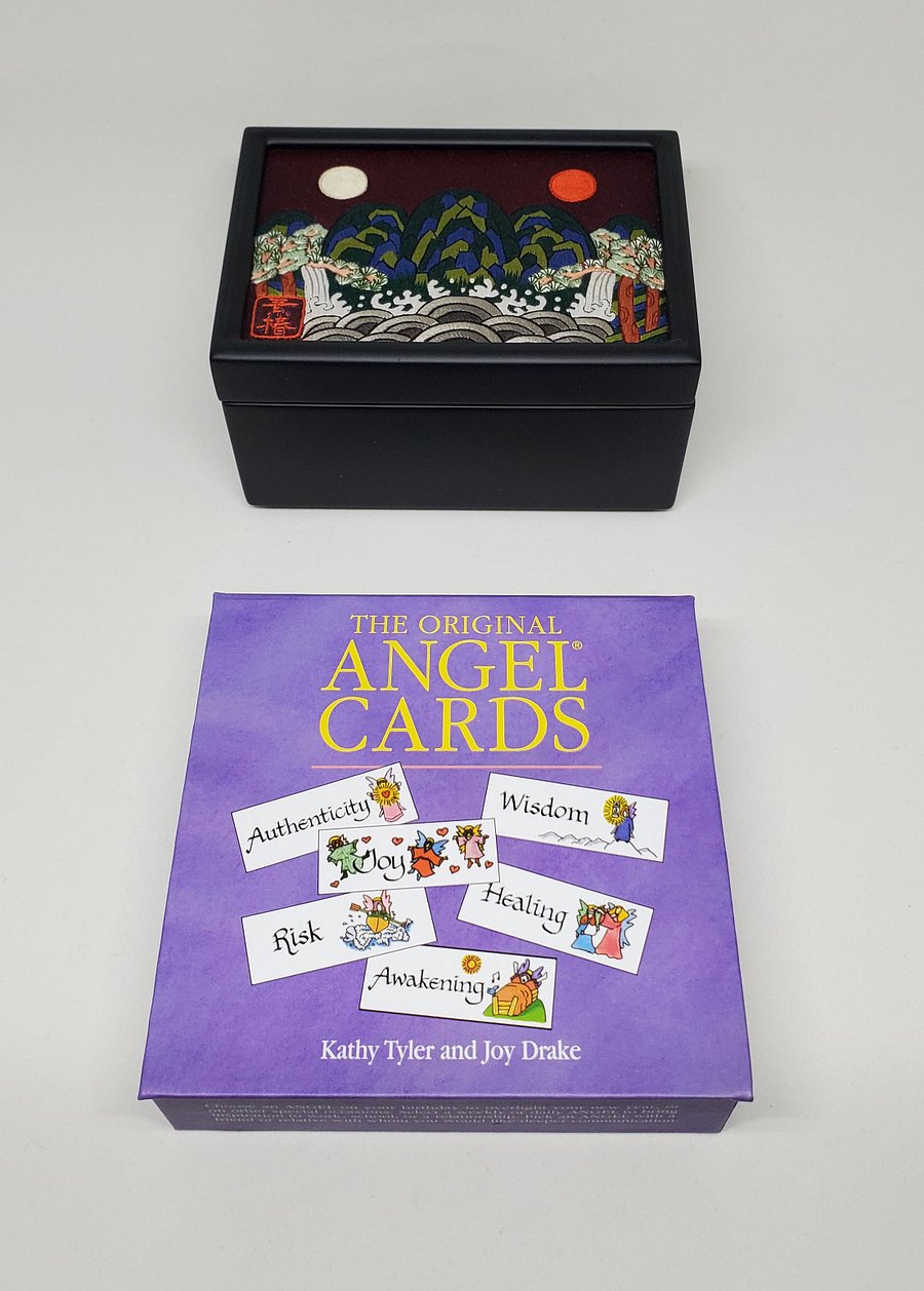 Yega Embroidered Box & Angel Cards product image (4)