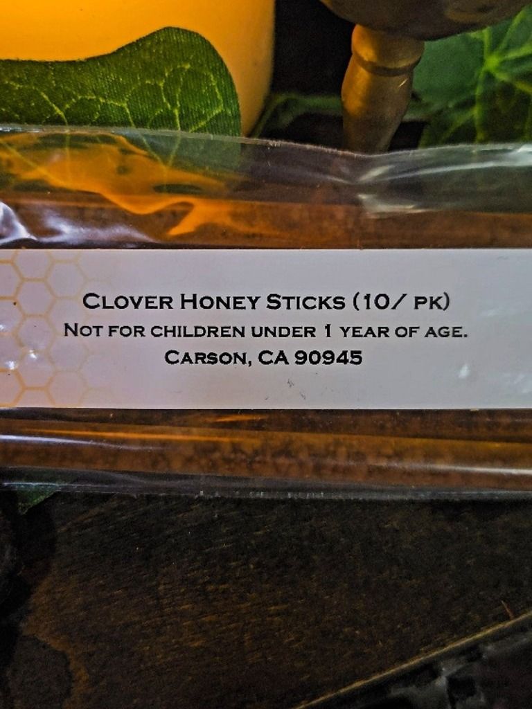 The Armored Kingdom Clover Honeysticks product image (3)