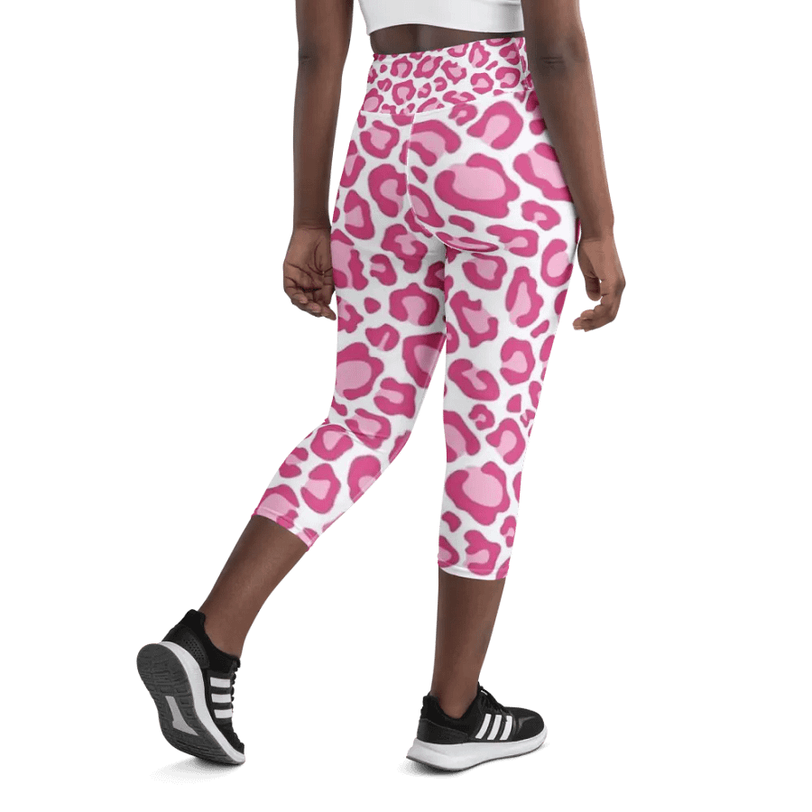 Pink Leopard Print Yoga Capri Leggings product image (8)