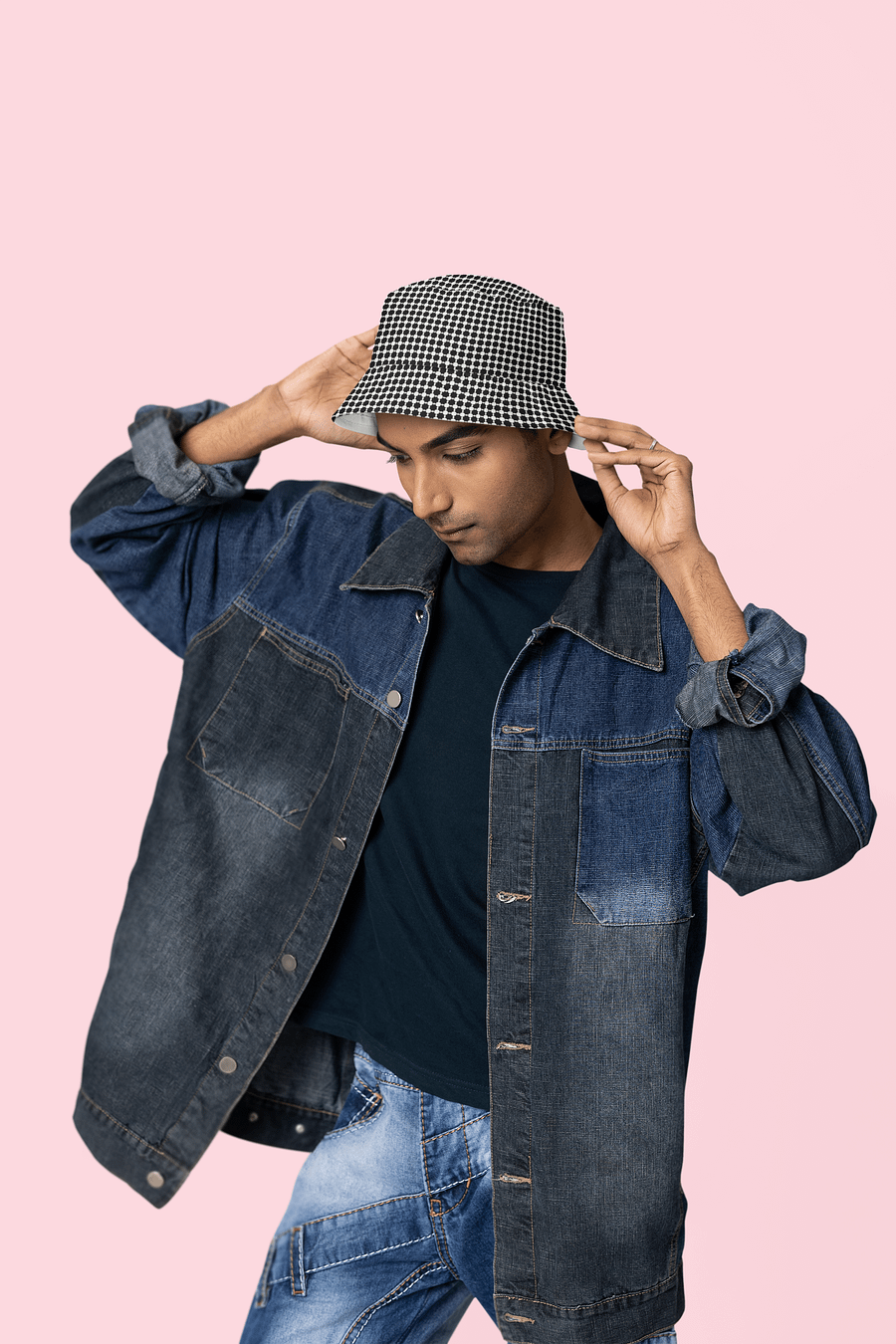 Abstract Black and White Chain Unisex Bucket Hat product image (4)