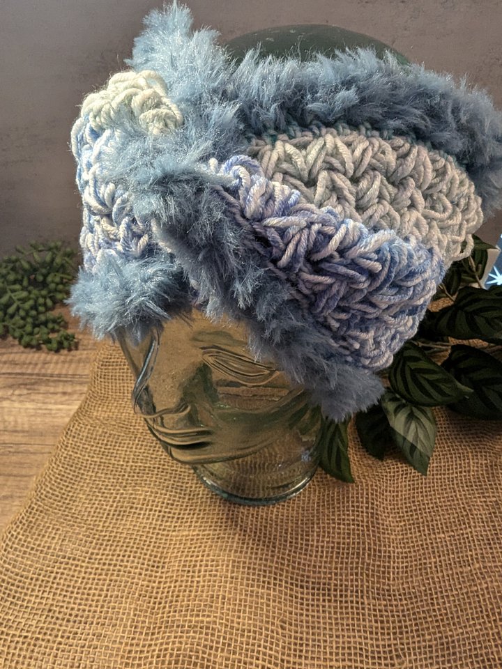 Meadow Ear Warmer - Light Blue Striped Fur product image (1)