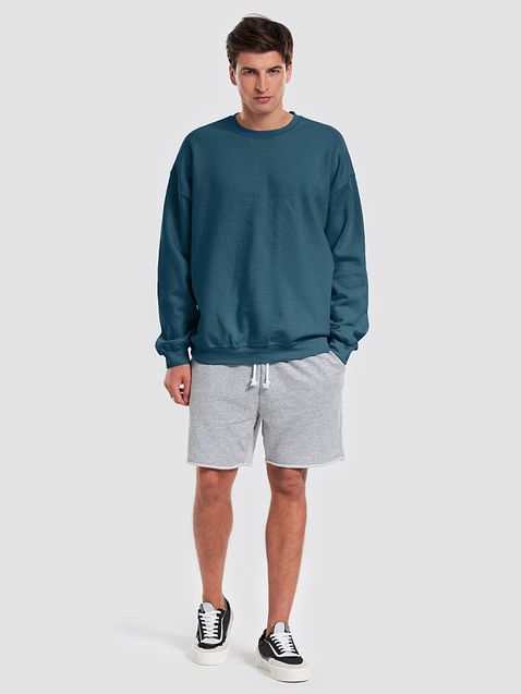 Photo showing Gildan Classic Crewneck Sweatshirt