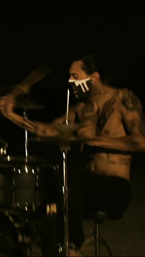 ᴡᴇ ᴡᴏɴ’ᴛ ʙᴇ ꜰᴀʀ ꜰᴏʀ ᴛᴏᴏ ʟᴏɴɢ

“PARASiTE”

🎥: @jaredydg_ 

#drummer #metaldrummer #drumplaythrough #metalcore #drum