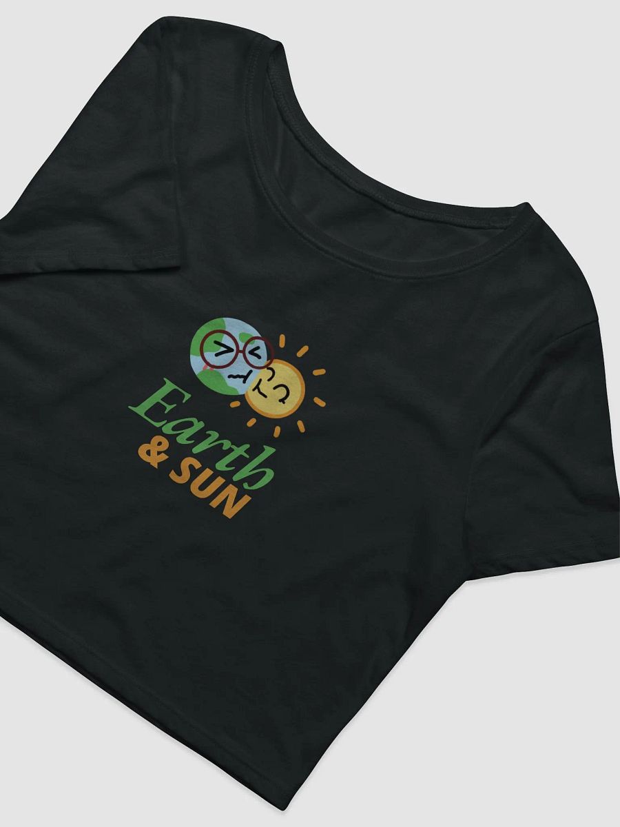🌏☀️ Rock the Universe with Our Earth & Sun Crop Tee! 🌈💫 product image (8)