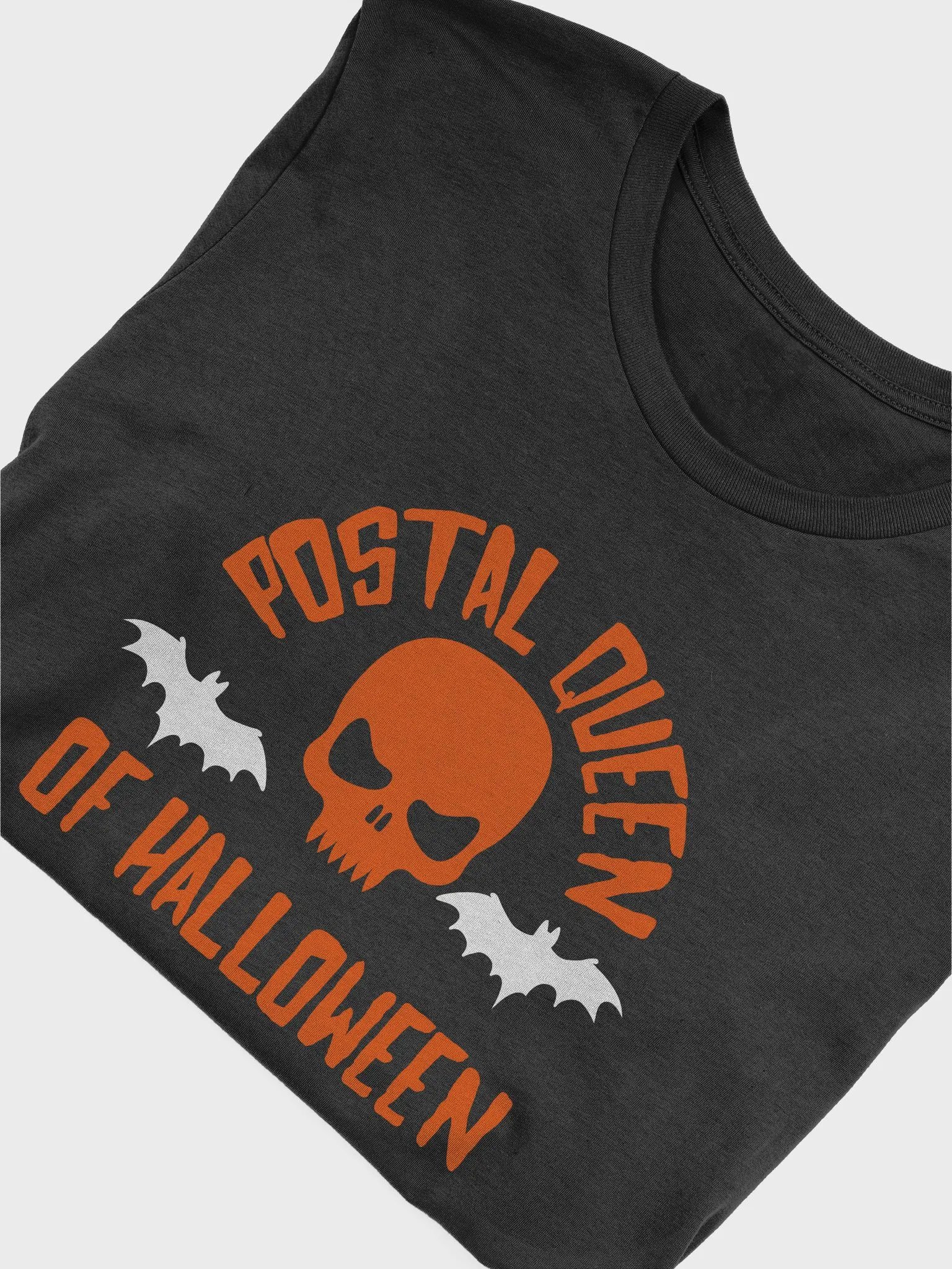 POSTAL QUEEN TEE POSTAL WORKER HALLOWEEN product image (20)