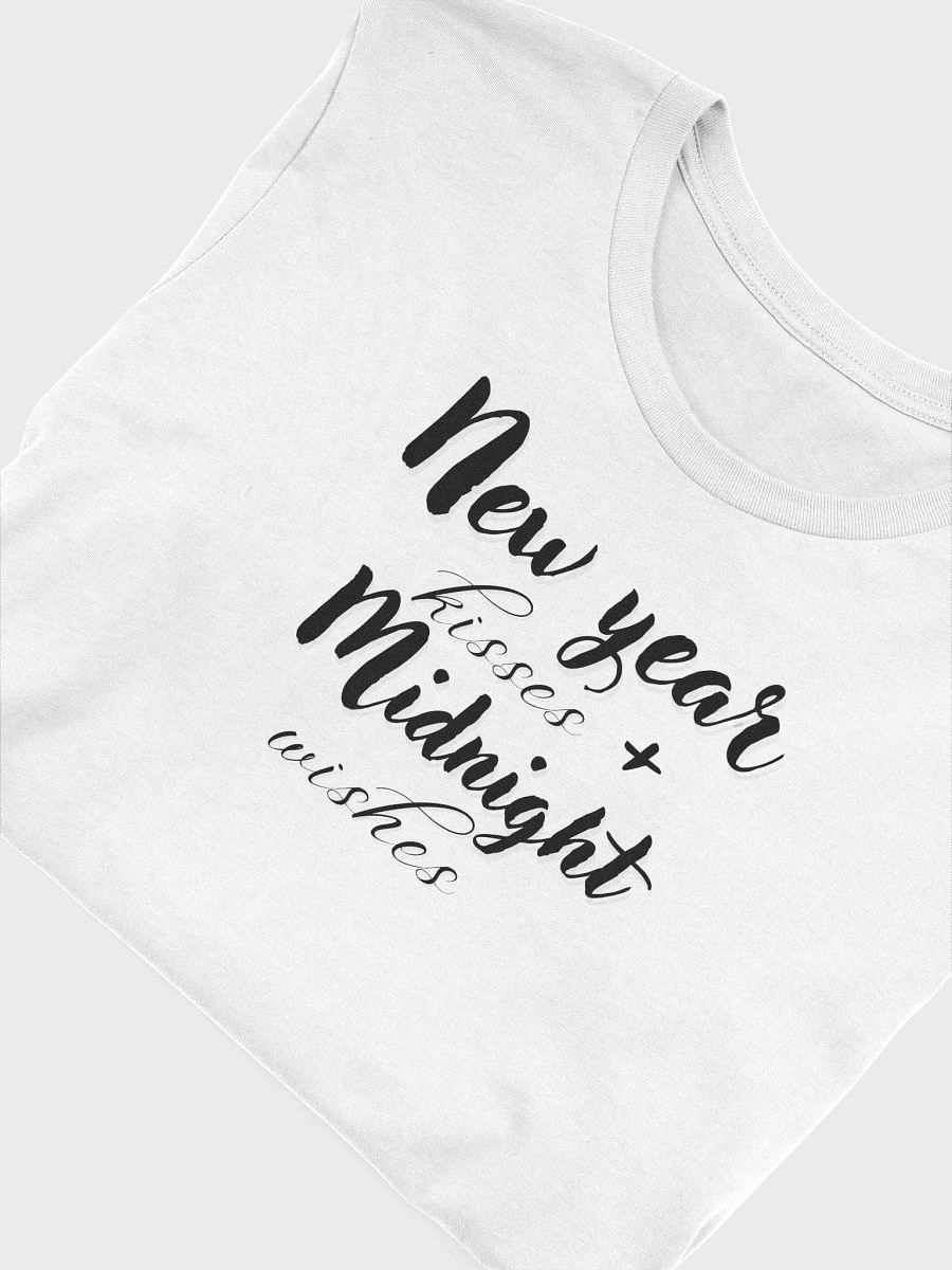 New years kisses and midnight wishes T-Shirt product image (94)