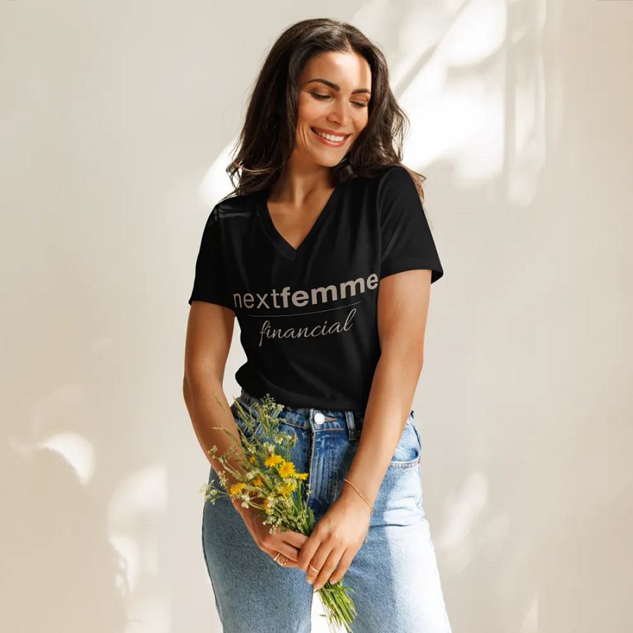 Relaxed V-Neck Tee with Taupe Logotype product image (4)