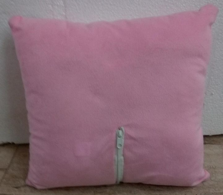 PILLOW product image (2)