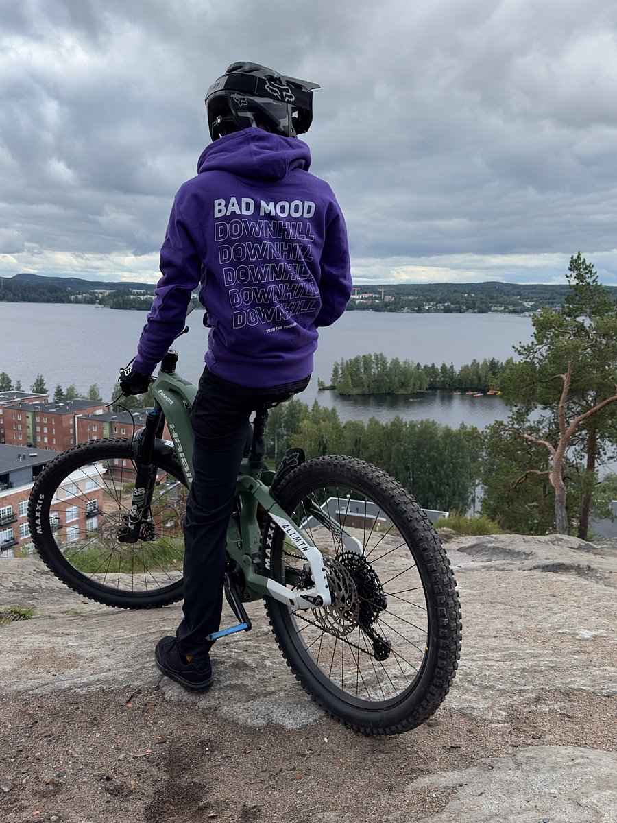 Bad Mood - Downhill Huppari Liila product image (5)